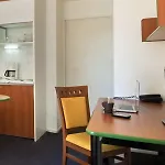 Hotel apartamentowy Adagio Access La Defense - Place Charras Courbevoie