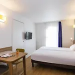 Adagio Access La Defense - Place Charras Hotel apartamentowy Courbevoie