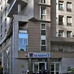 Hotel apartamentowy Adagio Access La Defense - Place Charras