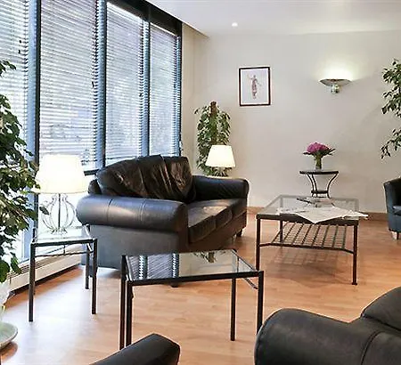 Aparthotel Adagio Access La Defense - Place Charras Courbevoie