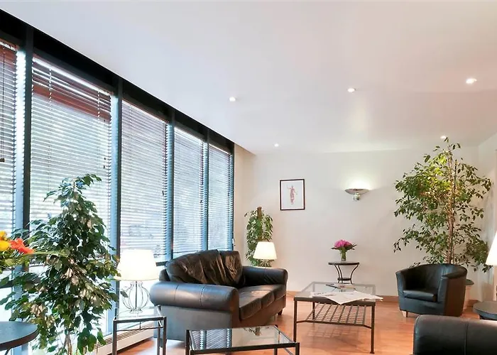 Adagio Access La Defense - Place Charras Courbevoie