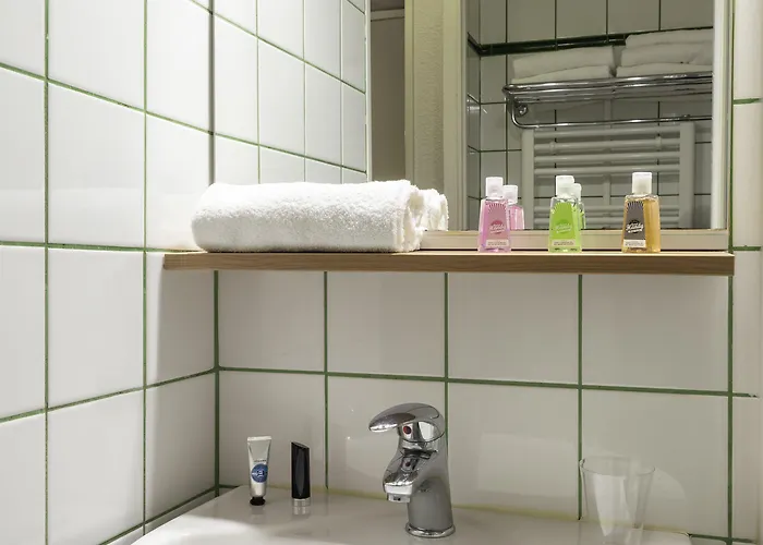 Aparthotel Adagio Access La Defense - Place Charras Courbevoie