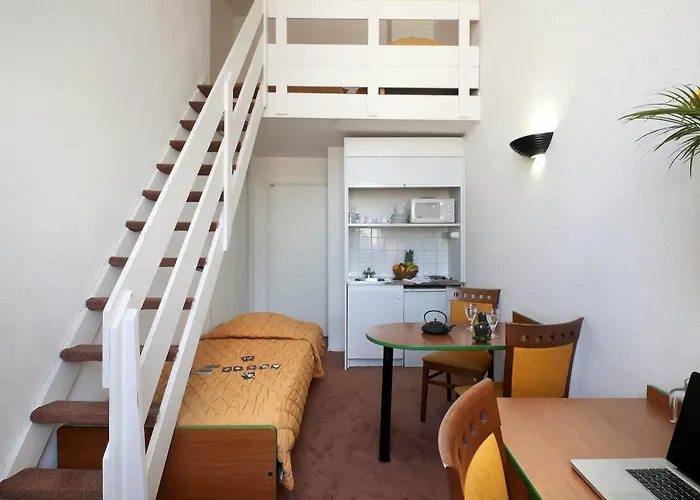 Aparthotel Adagio Access La Defense - Place Charras